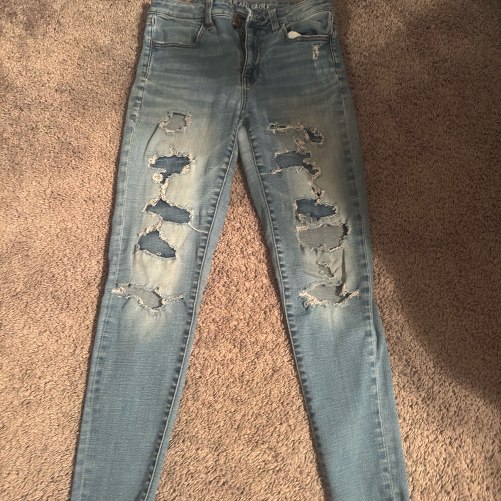 Stylish Blue Distressed Women's Jeans